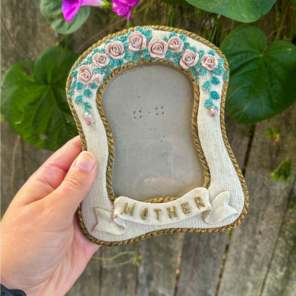 Floral Mother Picture Frame - Cream and Gold